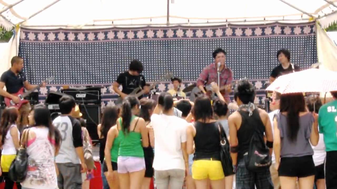 TOUCER performs "Holding On To You"