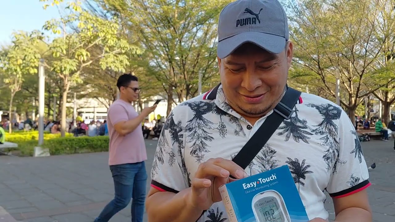 Grasias a Alessia amador Dios la bendiga por la ayuda ala mamá de chendo por el Glucometro 