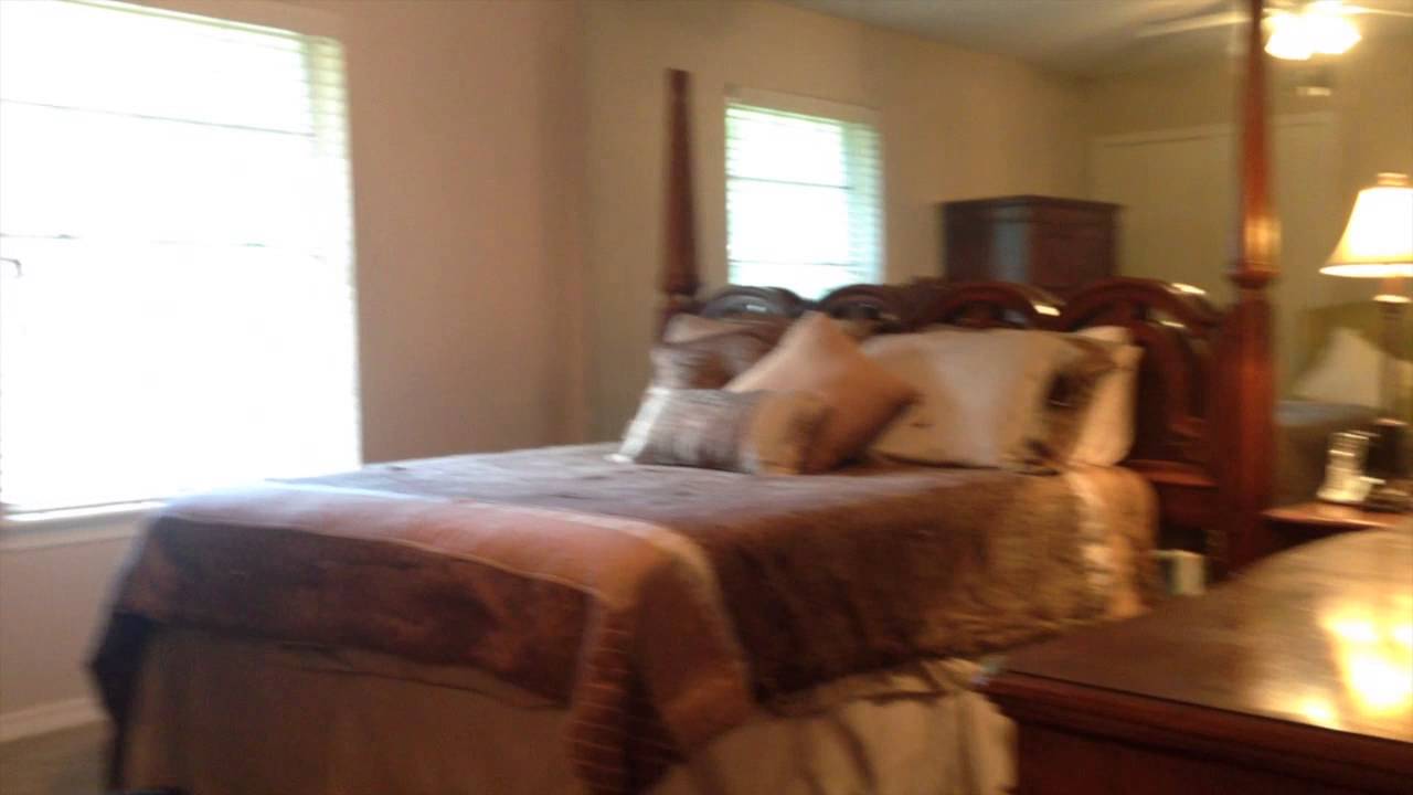 1513 Charleston Walk Through