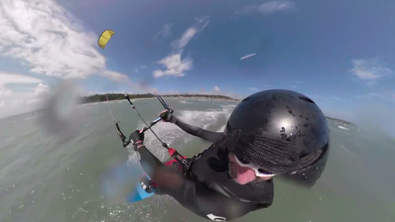 Kitesurfing 31-12-25 Eastern Beach, New Zealand