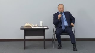 «Чукотка на слуху у всей страны!»: Владимир Путин встретился с жителями Анадыря