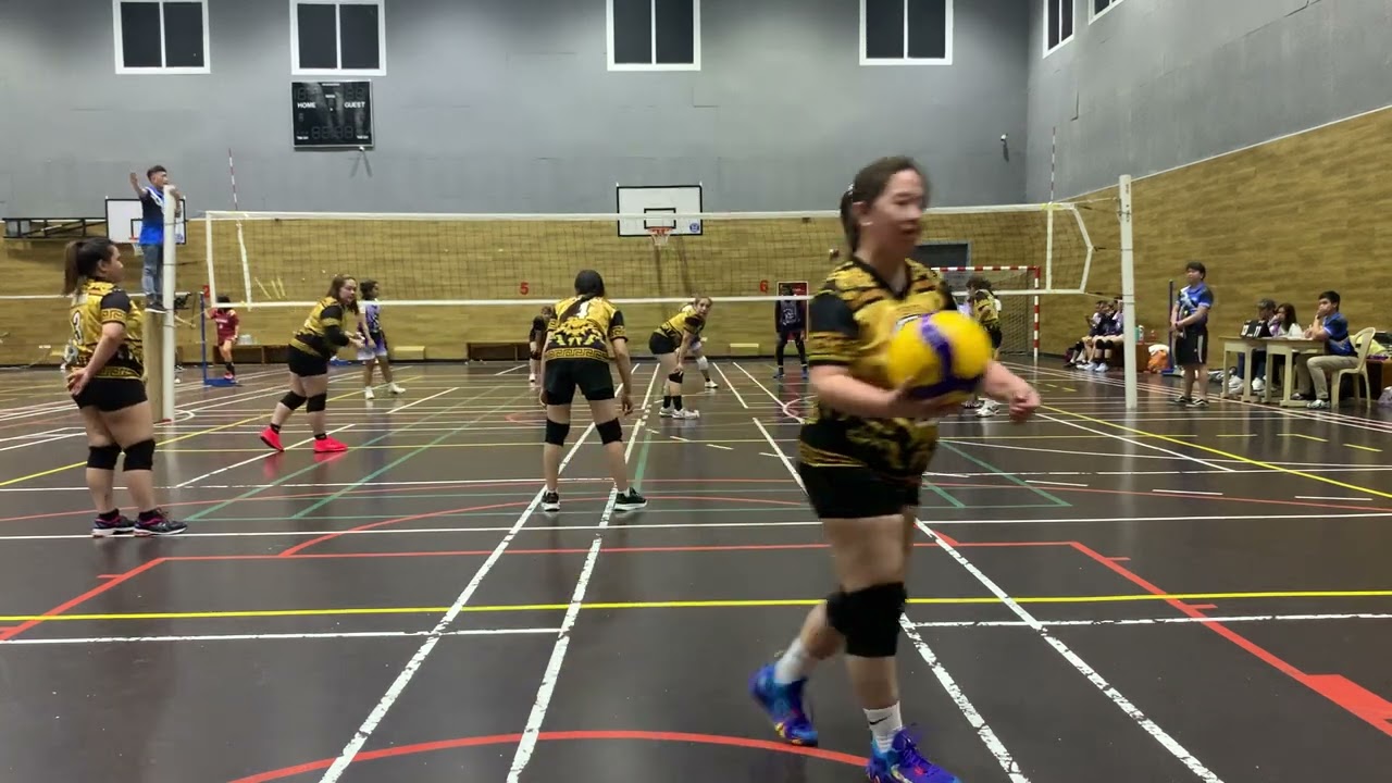 Bench Perlas Intercom BP Lady Spikers vs Volley queens 16 Dec 2022 Set 1