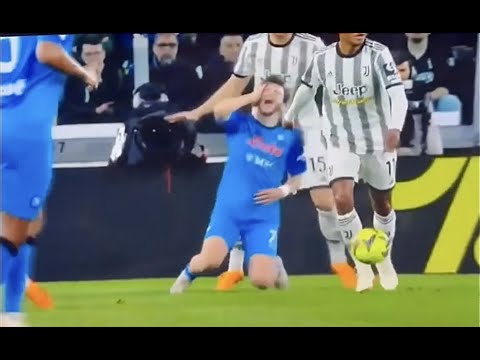 La vergogna di Juve-Napoli - pugno a Kvaratskhelia (23.04.23)