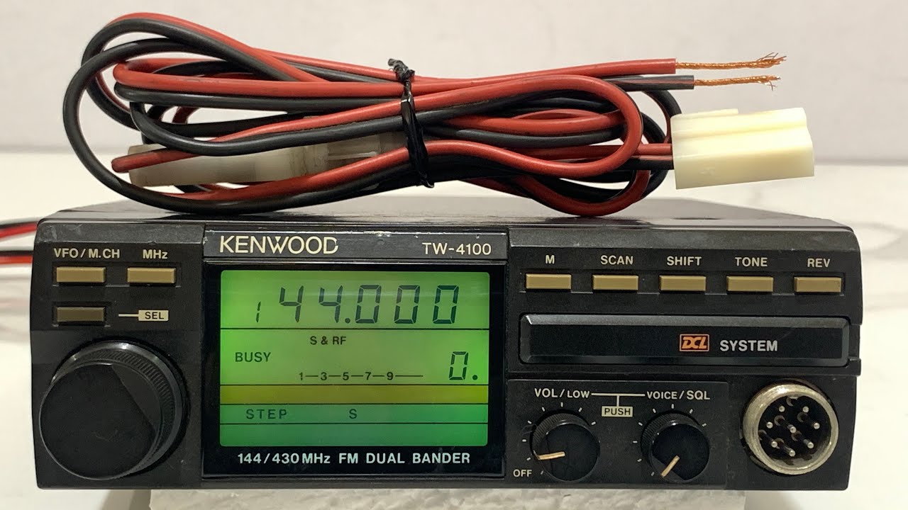 定番，品質保証】 KENWOOD FM DUAL BANDER TW-4100 他車載機器 ジャンク
