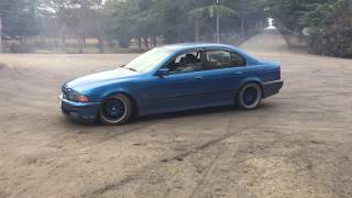 Bmw e39 528i drift