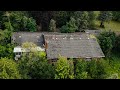 Exploring This Decaying ABANDONED Retro 1960s Mansion With TONS Of Wicker Furniture Left Behind!