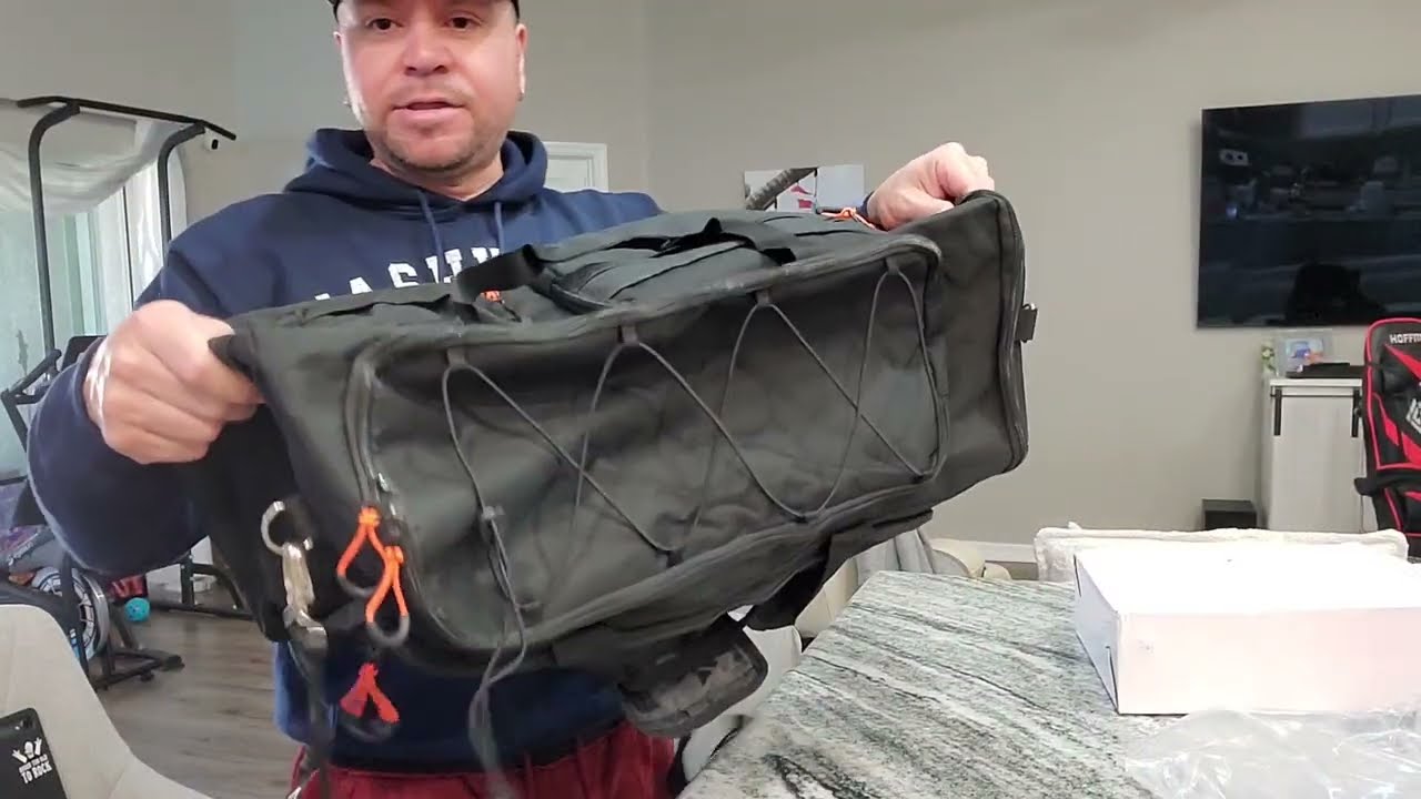 Searock 45L Gym Bag for Men, 3-In-1 Duffle Bag Backpack for Travel,