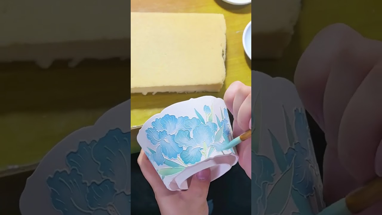 Ceramic hand-painted 