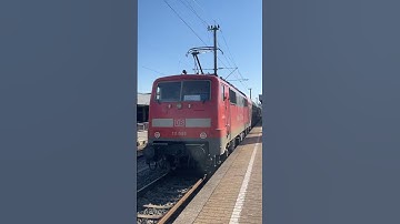 DB 111 096 „Charlotte“ schiebt Dostos als Ersatzzug / Pendelzug Böblingen - Stuttgart Hbf #br111