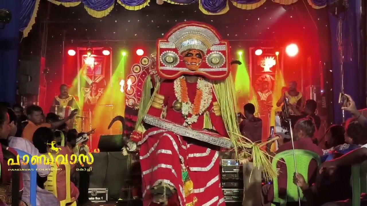 മരടിൽ പാണ്ഡവാസ് കളം നിറഞ്ഞാടുന്നു | ചന്ദനപ്പൂവഴകേ | സലീഷ് ചേരാനെല്ലൂർ 