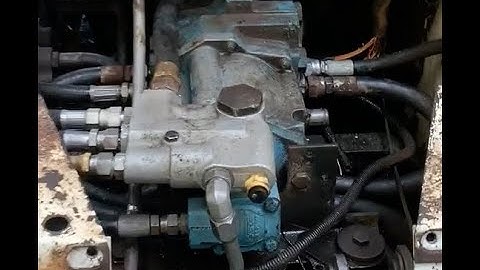 Remove & Fix Hydraulic Pump Bobcat 642.  Diagnose & Repair Hydrostatic. DIY Swash/Wear Plate Repair