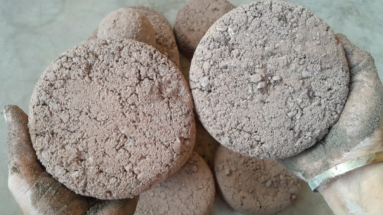 Dipping Videos of red sand with white stones satisfying crumbling creamy♥️🔥#foryou #satisfying 