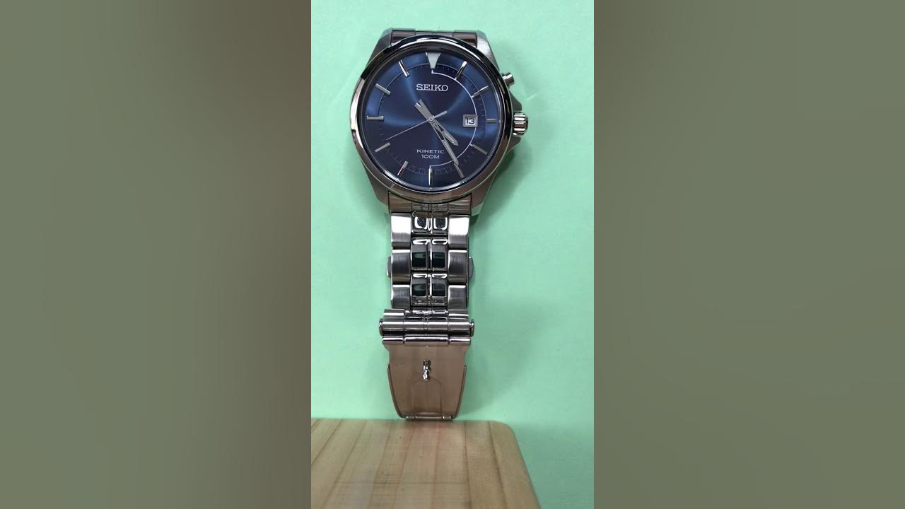 Seiko kinetic SKA581 blue dial watch - YouTube