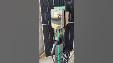 Trạm sạc Oto điện miễn phí từ năng lượng mặt trời