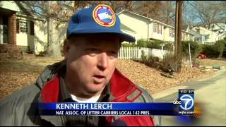 U.S. Postal Police canvas Cheverly for clues on murder of postal worker
