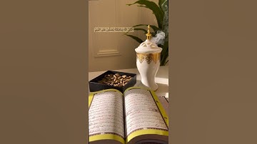 يوم الجمعة  سورة الكهف ان الله وملائكته يصلون على النبي