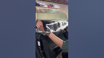 Installing 5% tint💥💥#tint #tinting #asmr #windowtinting #youtubeshorts #windowtint #viral #fypシ