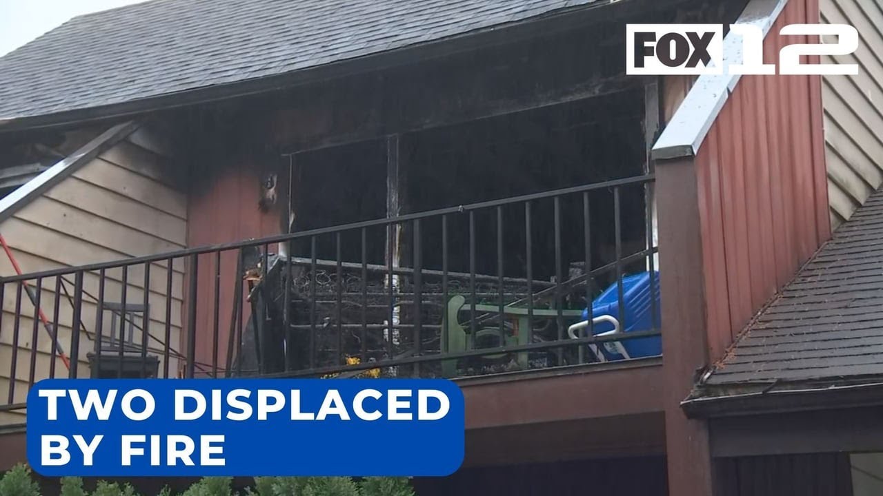 2 displaced after early morning apartment fire in NE Portland YouTube