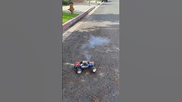 Traxxas nitro rustler