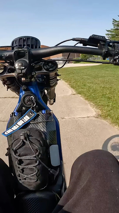 This thing rips bro #surron #bikelife #emoto #bike #wheelie