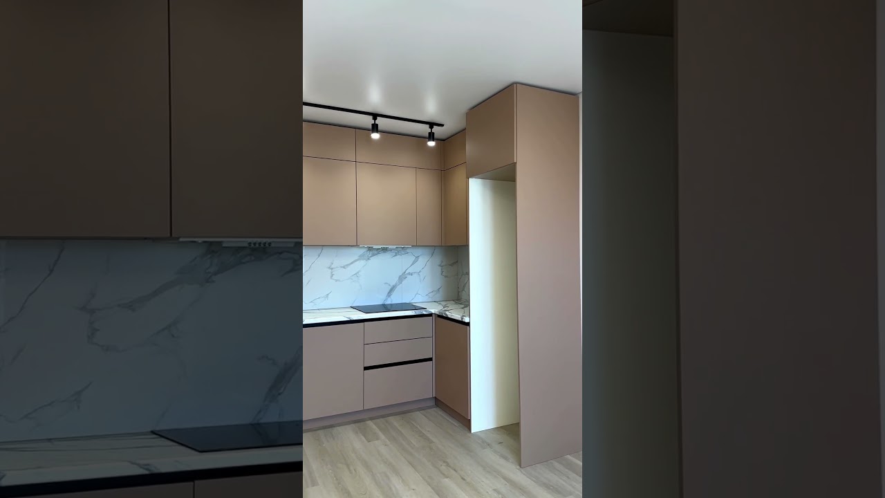 Стильная кухня в цвете 