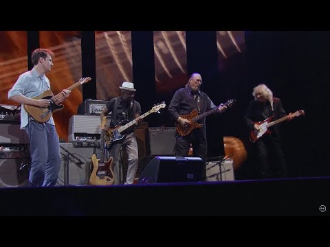 Green Onions - Booker T. & Steve Cropper, Keb Mo...  Live Guitar Festival New York 2013.