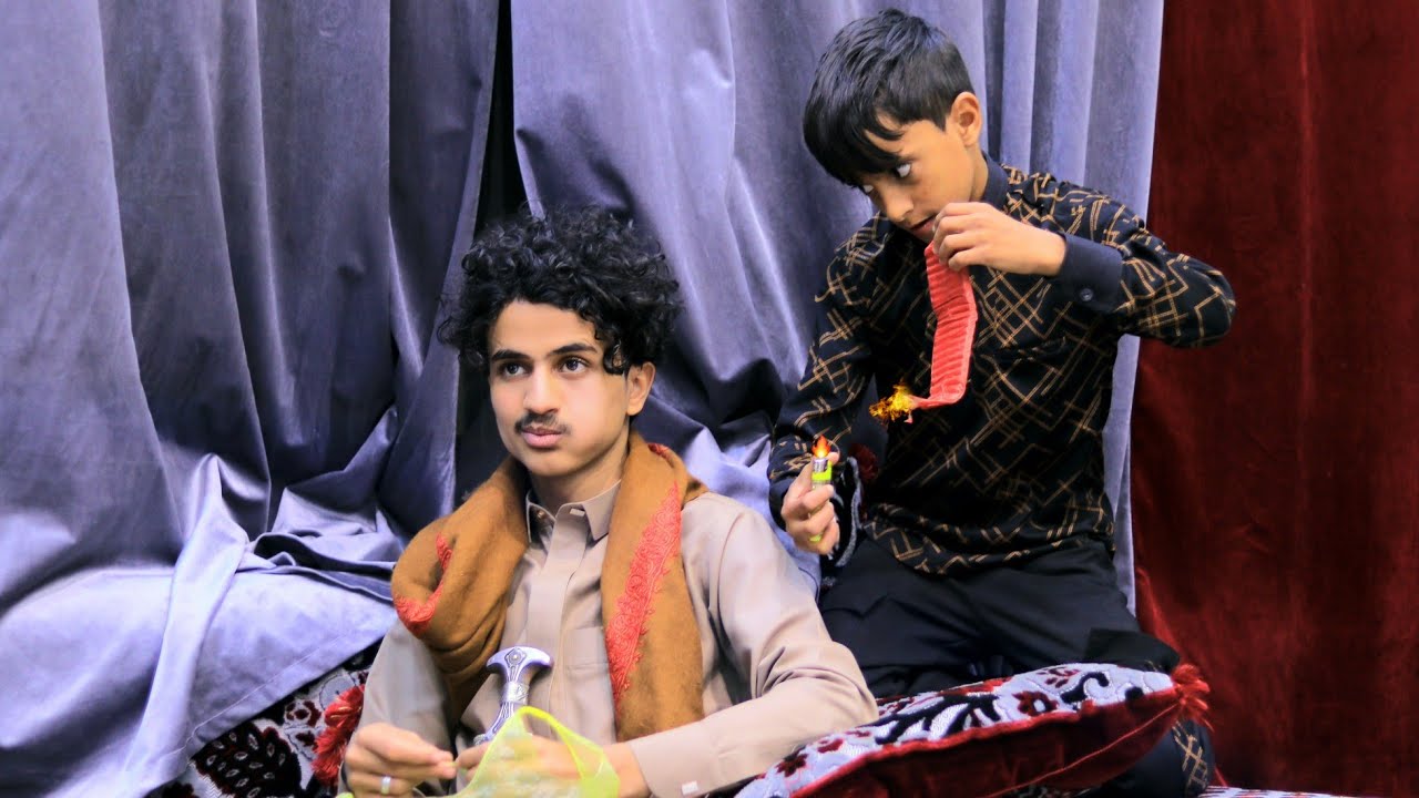 لما تخزن عند اخوك الصغير || كوميدي 2024 😂