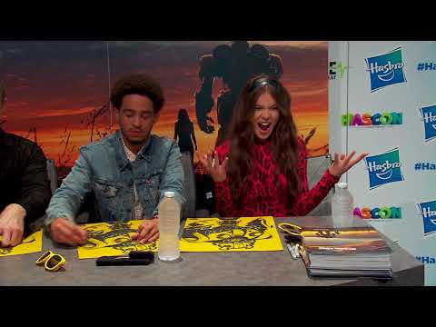 SDCC 2018 - Bumblebee - Fan signing (official video)