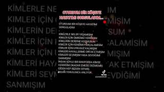 Oturdum Bi̇r Köşeye Hayatimi Sorguladim...