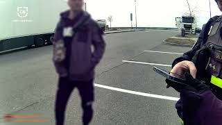 CELNÍCI ODHALILI DVA CIZINCE, KTEŘÍ SE U NÁS ZDRŽOVALI NEOPRÁVNĚNĚ