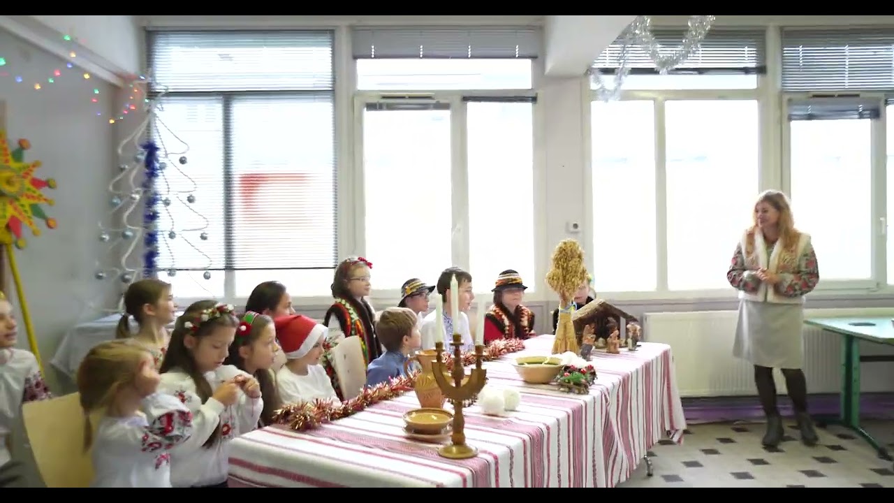 Святий Миколай завітав до діток українського гуртка «Вчимося мови та розмови»  міста Лілль у Франції