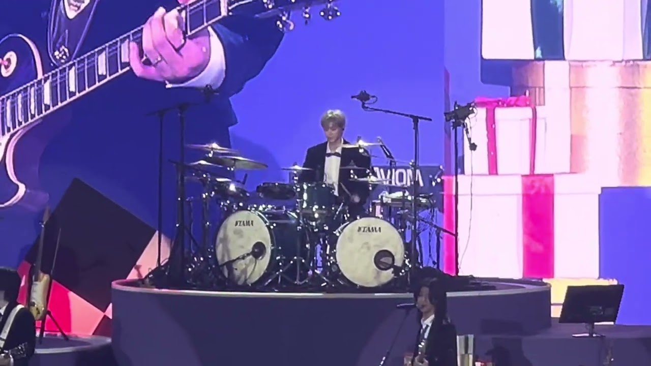 260103 Xdinary Heroes - Strawberry Cake 악기 체인지 ver. O.de 오드 focus | 2ND FANMEETING 〈XCLUSIVE PARTY〉