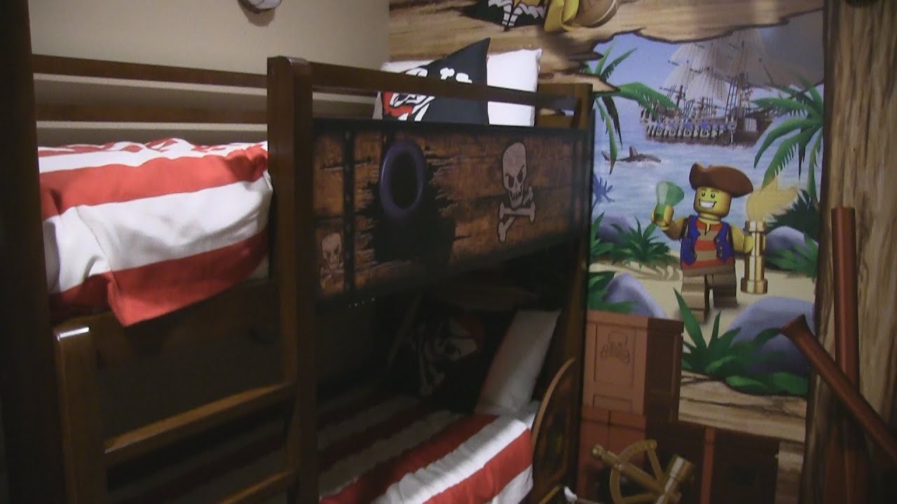 Legoland Hotel Pirate Room Tour At Legoland Florida Resort Youtube - roblox legoland florida resort