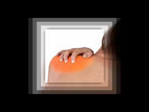 Difference Between a Shoulder Separation &  Dislocation