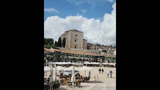 Chinchón: un pueblo bonito cerca de Madrid con una plaza medieval