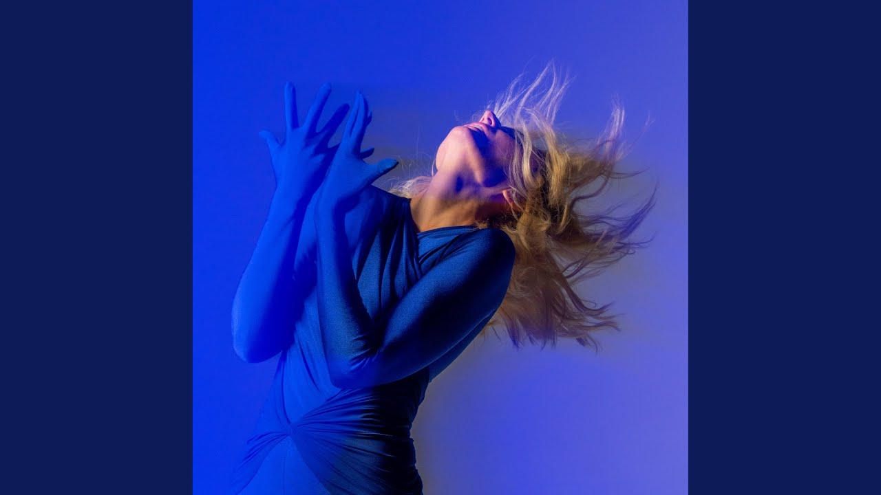 Watch W zwolnionym tempie on YouTube Watch W zwolnionym tempie on YouTube