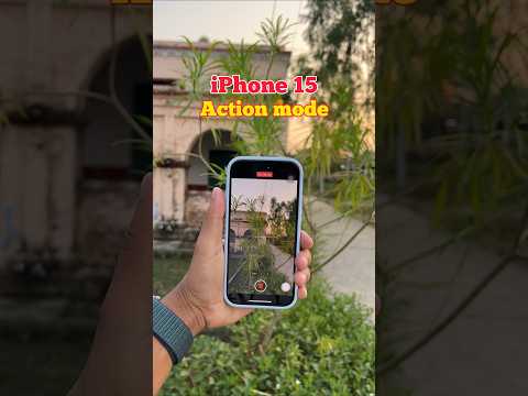 iPhone 15 action