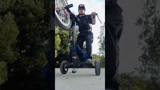 Un loco con proyectos increíbles lastima no tener apoyo pero llegará #automobile #shortvideo #mtb