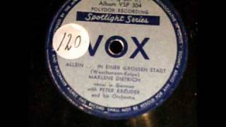 Allein in einer grossen Stadt. Marlene Dietrich. Berlin 1932.wmv
