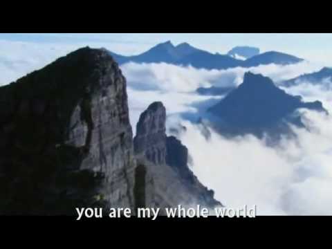 Grace Deeb "El Alam Kellou" (The Whole World) English subs