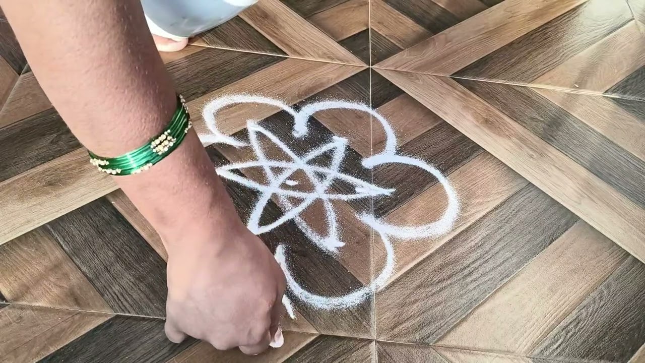 Small and simple Rangoli designs 