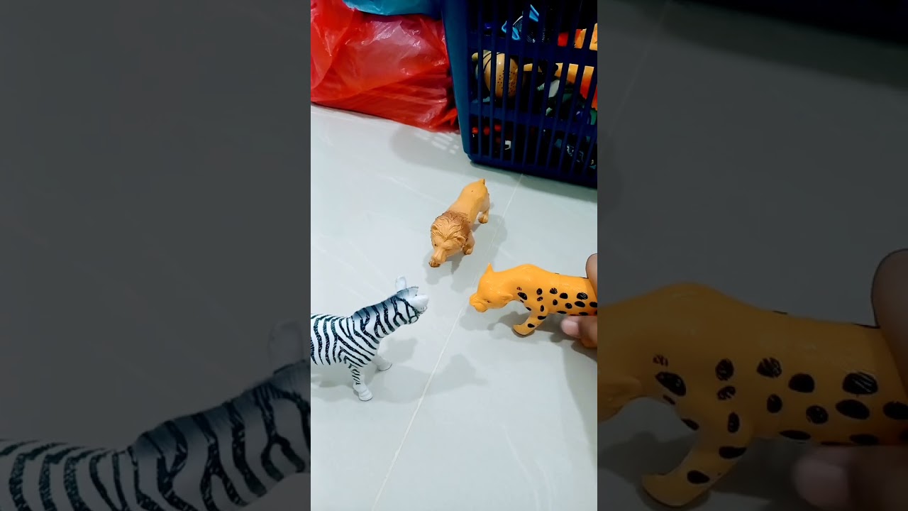 Romano Classic Deodorant Spray Daniel Stuart as Mr. Lion Bob Rick as Zebra Kevin Ralph as Jaguar