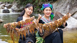 Two sisters build a wooden house - stream fishing trap for cooking - Bếp Trên Bản