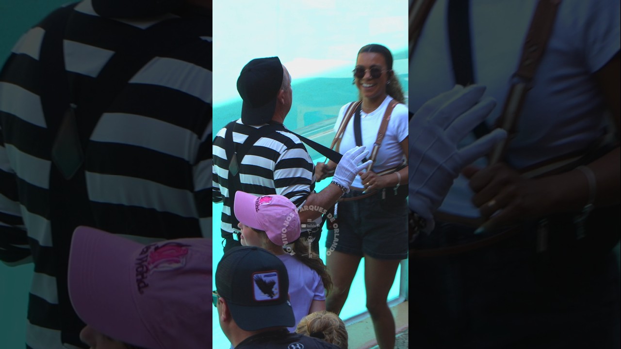 Tom o mímico imitando esta mulher com suspensórios 😂🤣 #tomthemime #seaworldmime