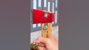 A brilliant hack to secure a hammer handle that will blow your mind.