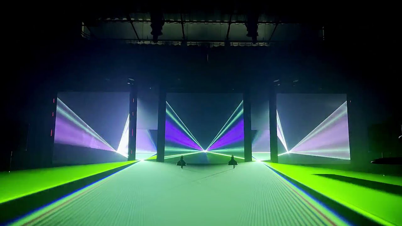 Andrew Turner Laser Showcase - "KUIPER" by Floating Points