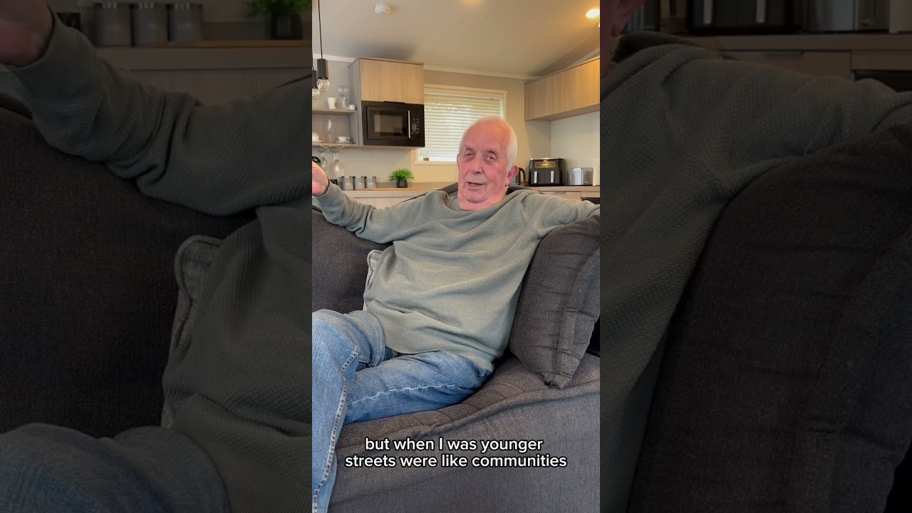 Crowhurst Park Holiday Village Owners Review (FULL)