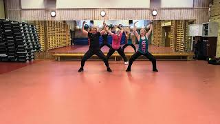 Zumba Bollywood Choreo to Gallan Goodiyaan by Yashita Sharma, Manish Kumar Tipu, Fahran Akhtar etc.