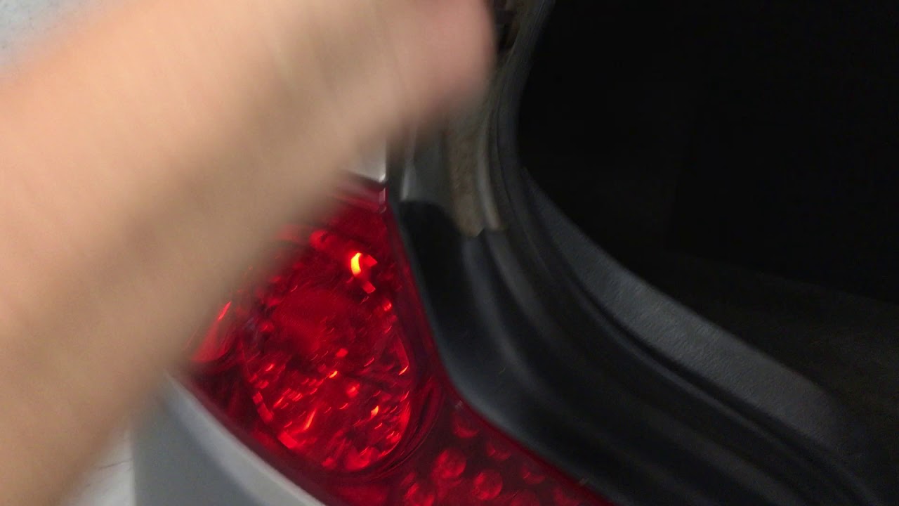 2004 Infiniti g35. Avh-211ex. Bass combo. New metra dash with ac controls