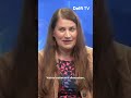 "Nevajadzētu būt tik daudz skaidrai naudai Latvijā" – iestādes pētīs šo fenomenu